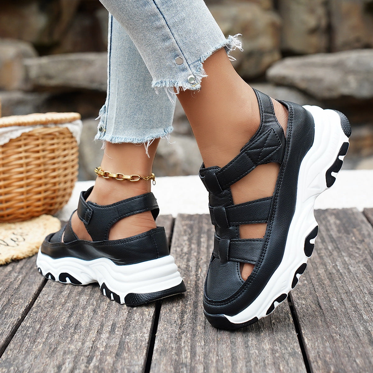 Klassiset Ortopediset Sandaalit Ajattomalla Tyylillä