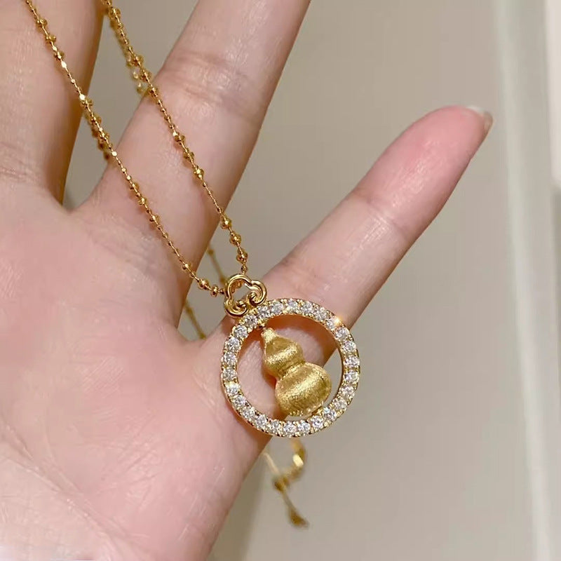 Herkkä käsityö Kulta Kaulakoru