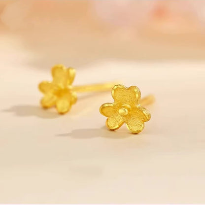 Elegantti Kulta Korvarengas jokaiseen tilaisuuteen