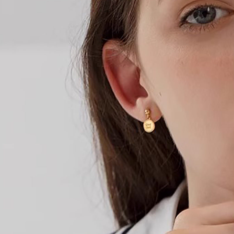 Elegantti Korvarengas jokaiseen tilaisuuteen