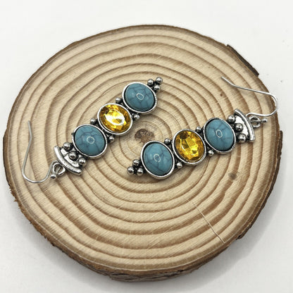 Klassinen Sormus ajattomalla viehätyksellä