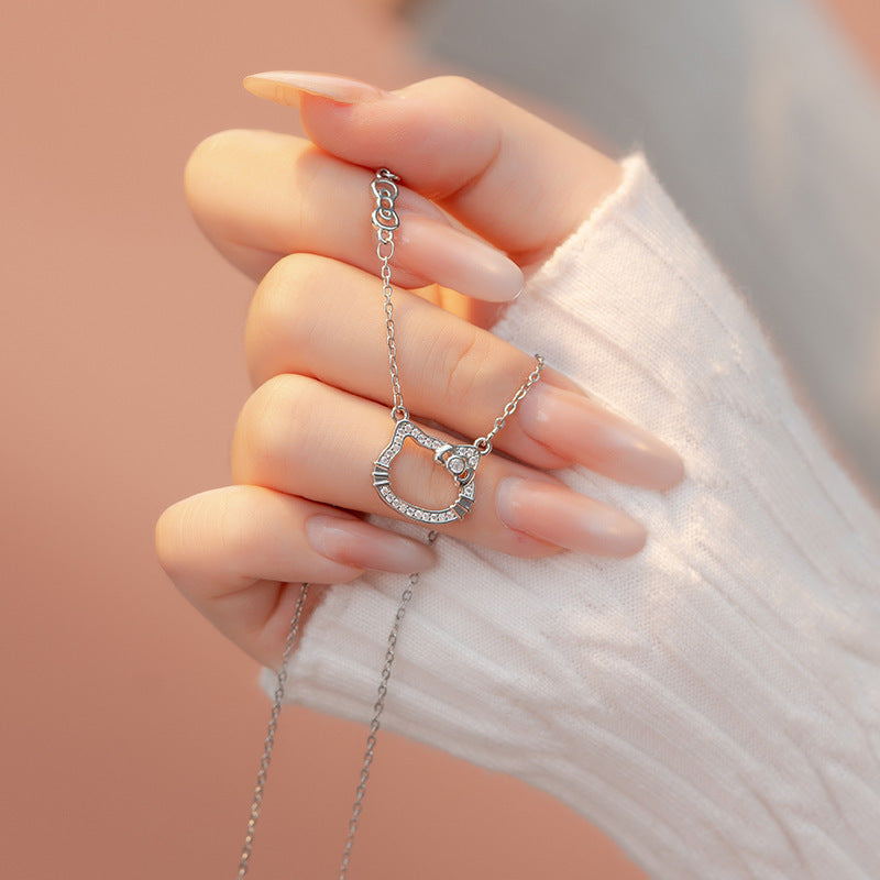 Klassinen Koru ajattomalla viehätyksellä