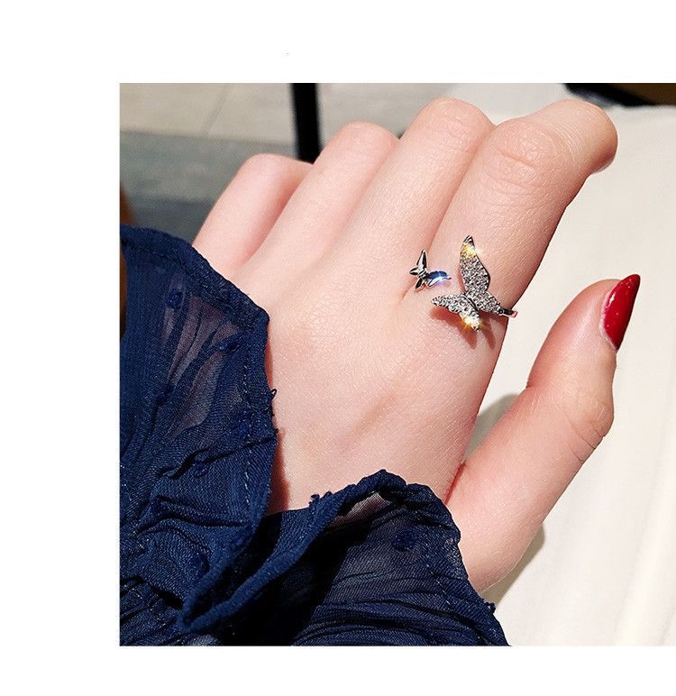 Romanttinen Sormus erityisiin hetkiin