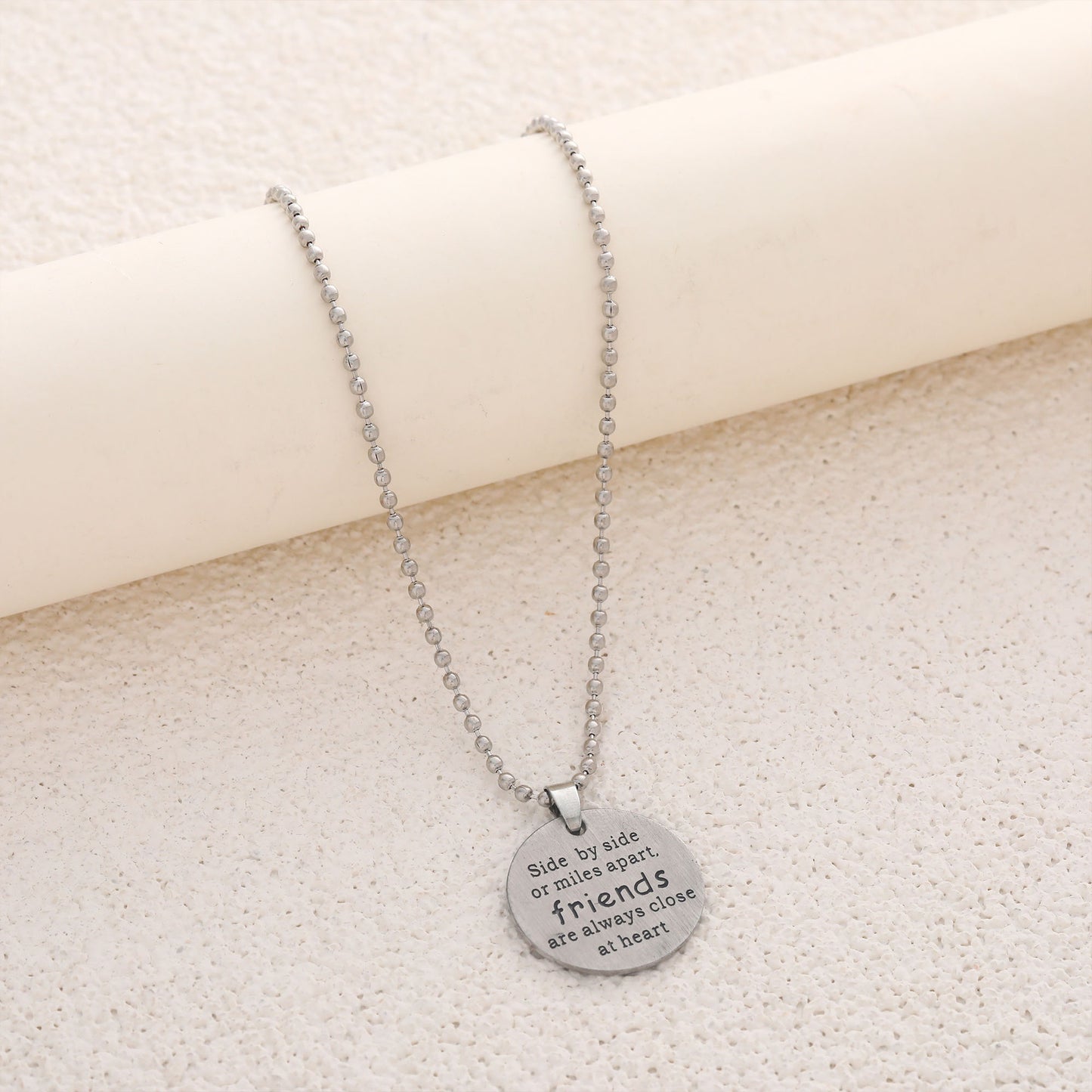 Upea Kaulakoru päivittäiseen käyttöön