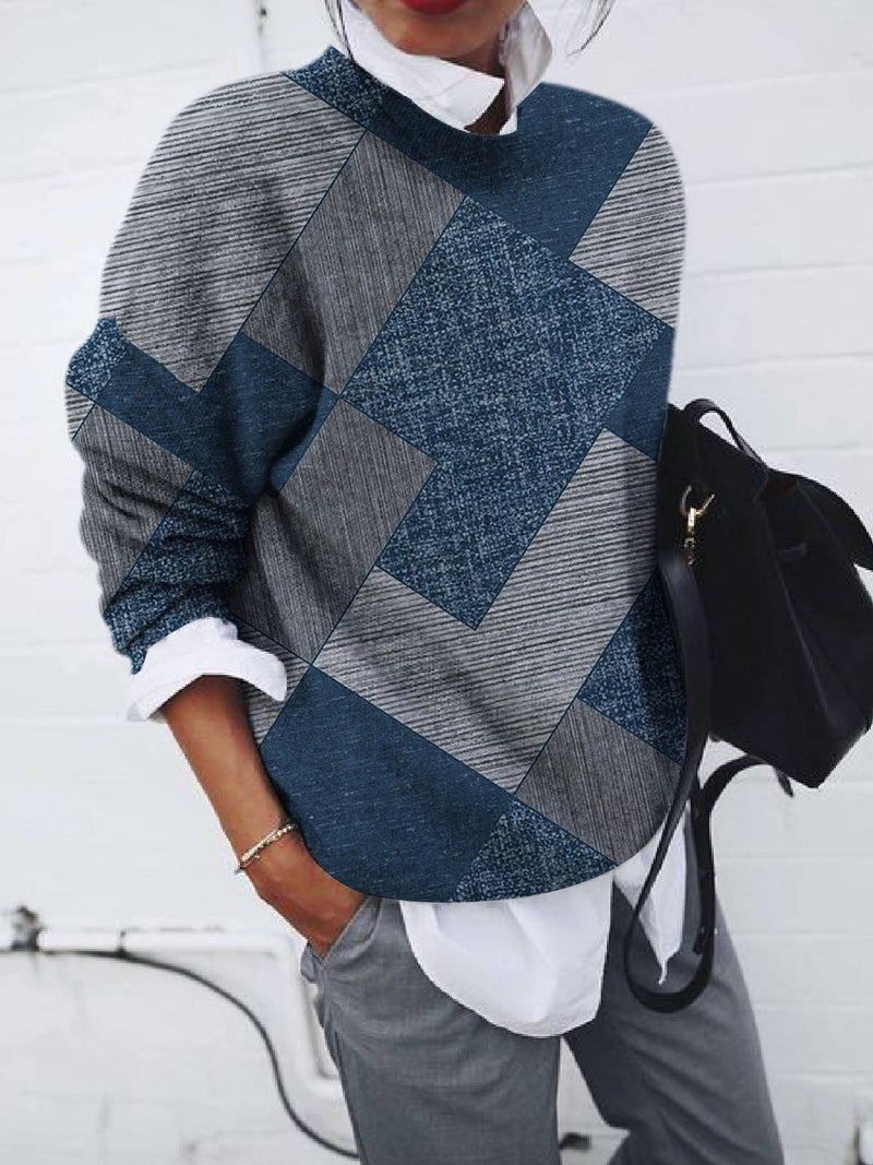 Effortlessly Elegant Sweater with a Timeless Design