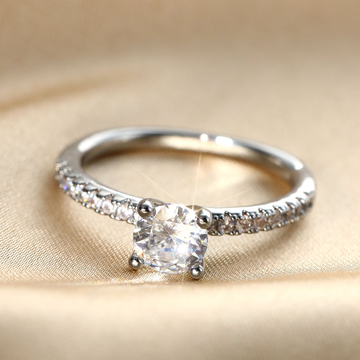 Upea Koru päivittäiseen käyttöön