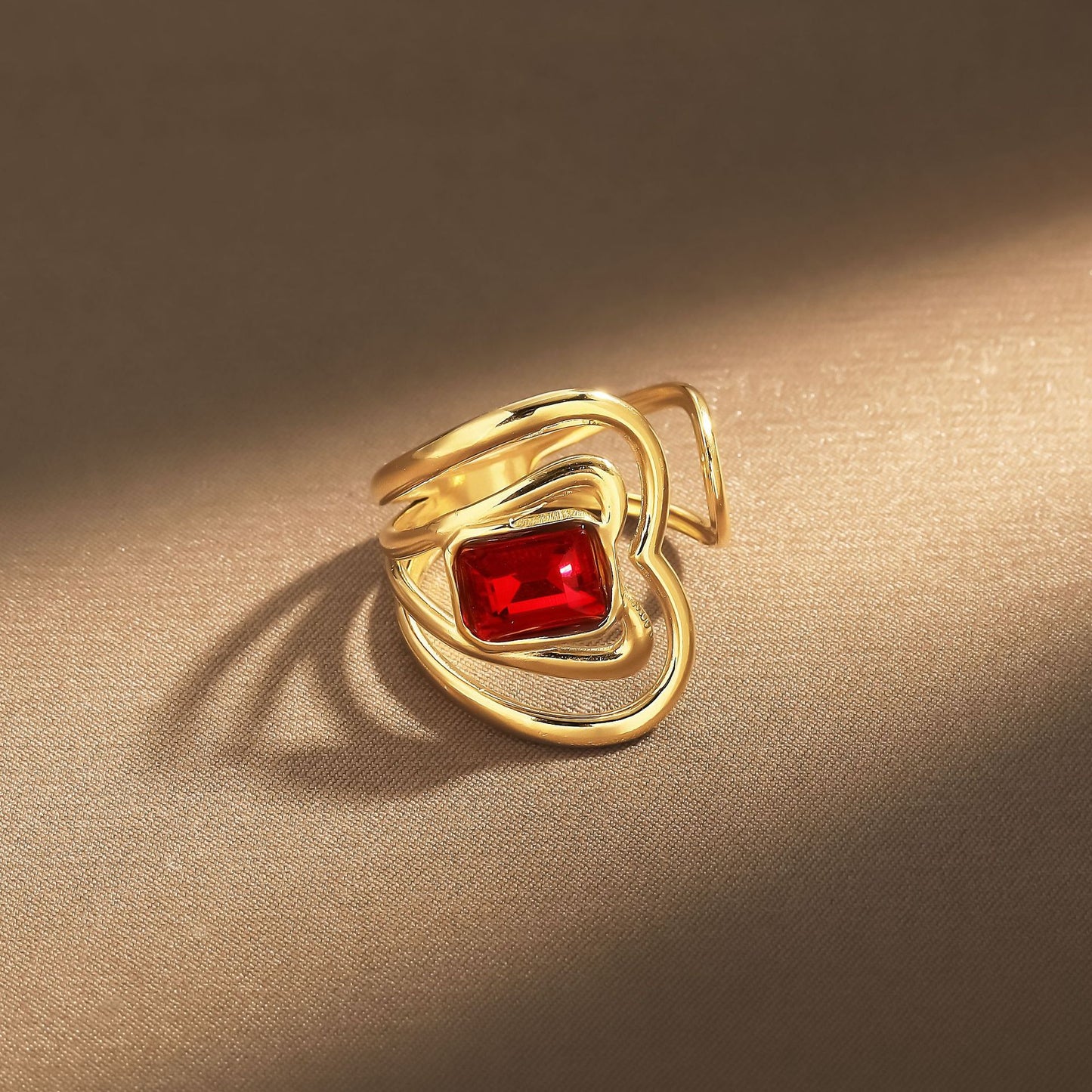 Upea Kulta Rannekoru päivittäiseen käyttöön