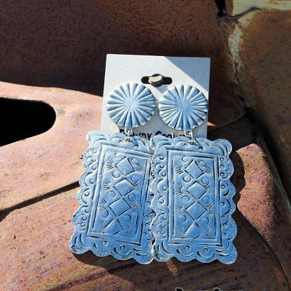 Hurmaava Sormus jokaiseen tilaisuuteen