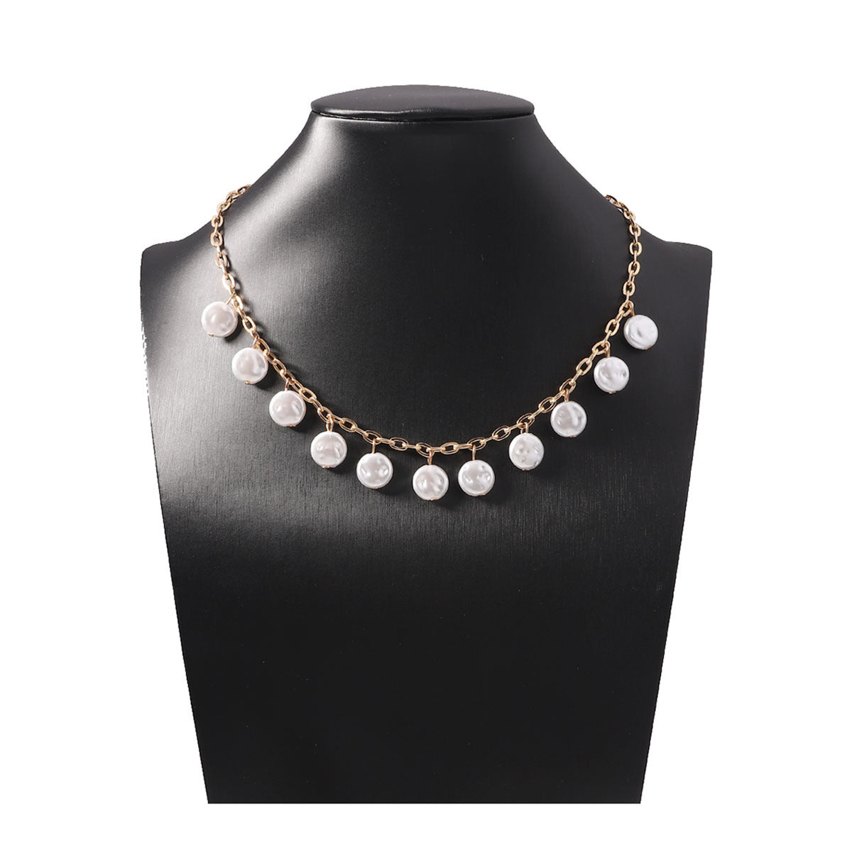 Klassinen Helmi Kaulakoru ajattomalla viehätyksellä