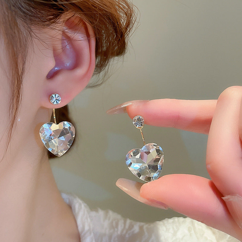 Hurmaava Korvarengas jokaiseen tilaisuuteen