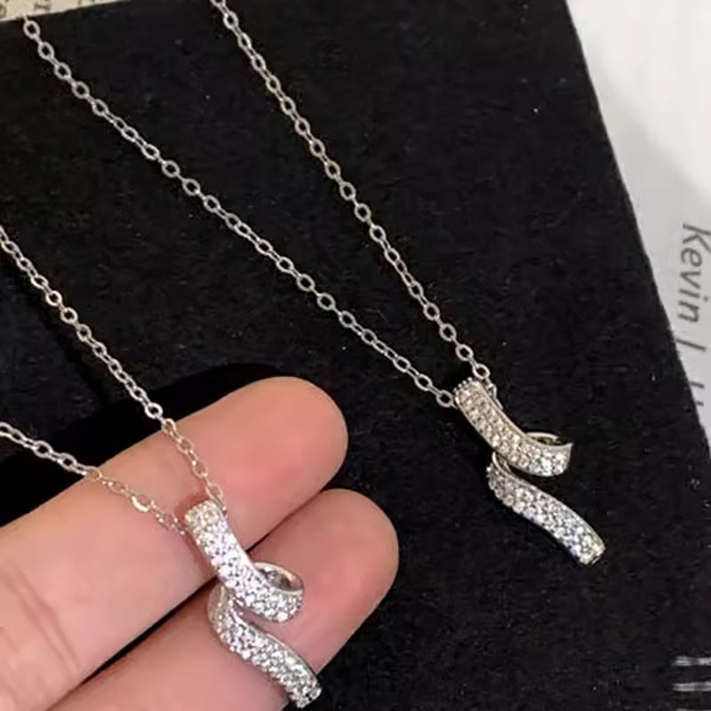 Romanttinen Kaulakoru erityisiin hetkiin