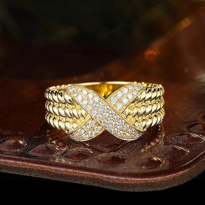 Elegantti Sormus jokaiseen tilaisuuteen