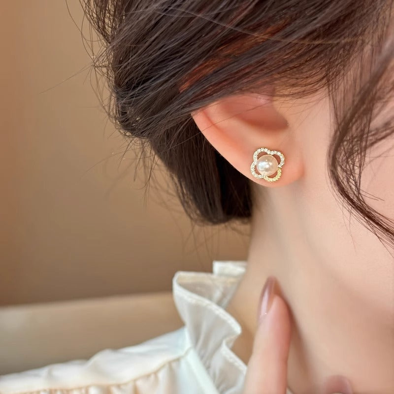 Romanttinen Helmi Korvarengas erityisiin hetkiin