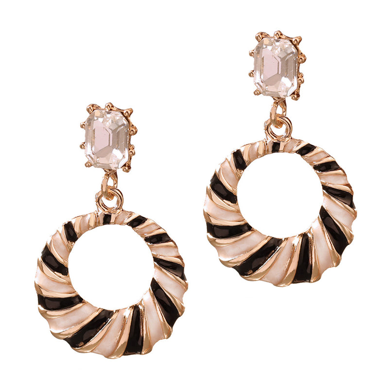 Romanttinen Korvarengas erityisiin hetkiin