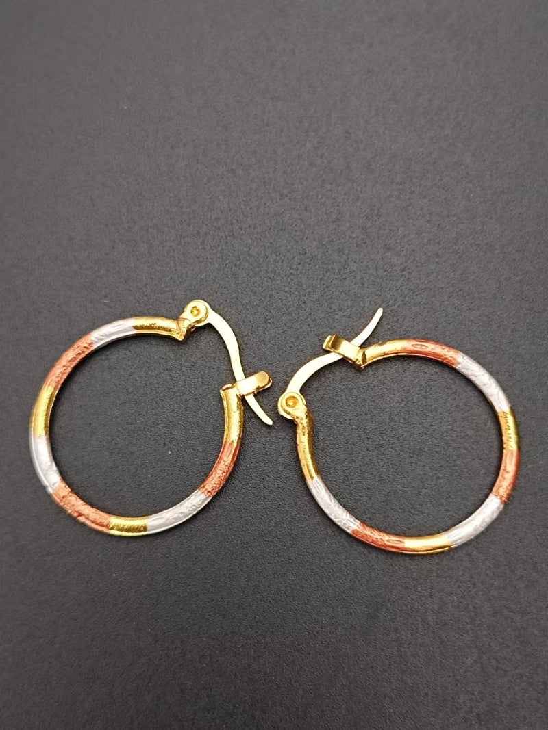 Hurmaava Sormus jokaiseen tilaisuuteen