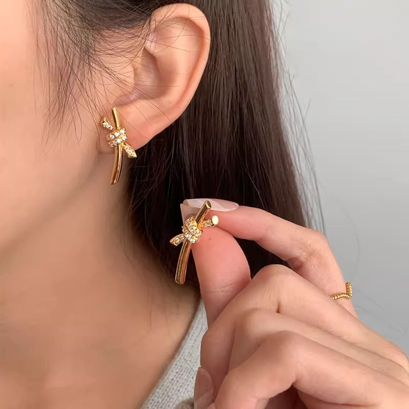 Kaunis Korvarengas ainutlaatuisella tyylillä