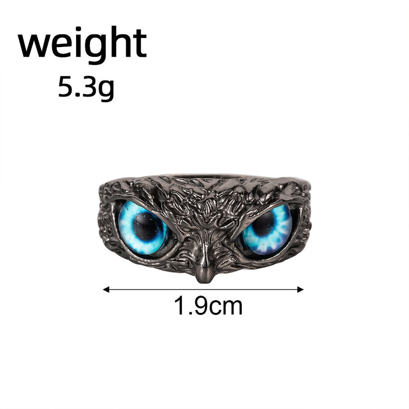 Klassinen Sormus ajattomalla viehätyksellä