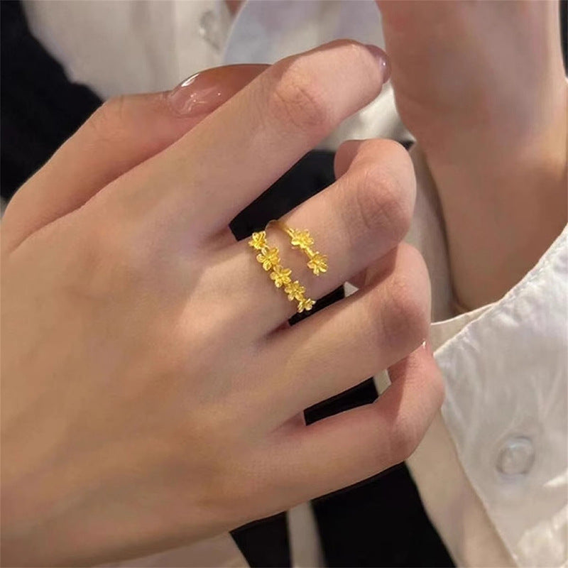 Elegantti Kulta Sormus jokaiseen tilaisuuteen