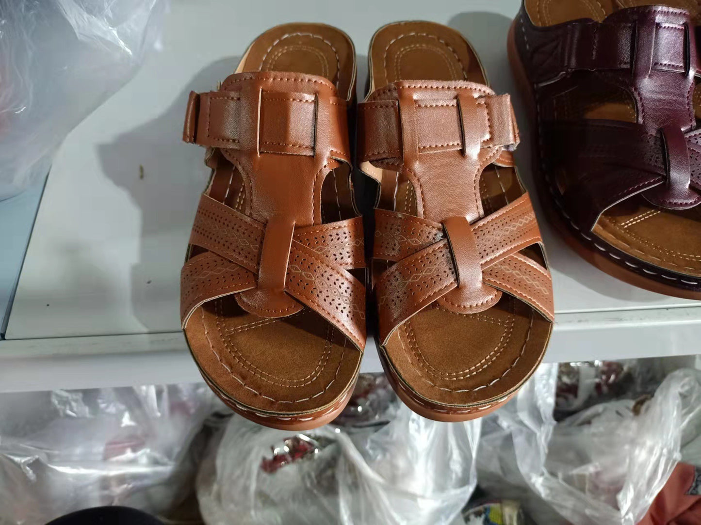 Kauniisti Valmistetut Ortopediset Sandaalit