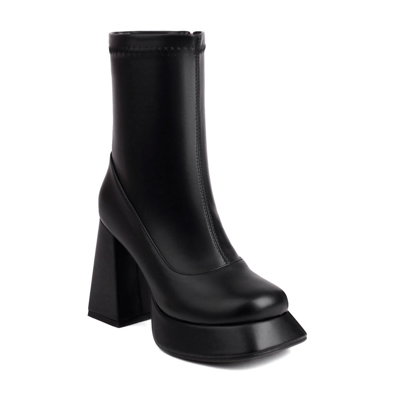 Tyylikeät Ortopediset Saappaat Jokaiseen Tilaisuuteen