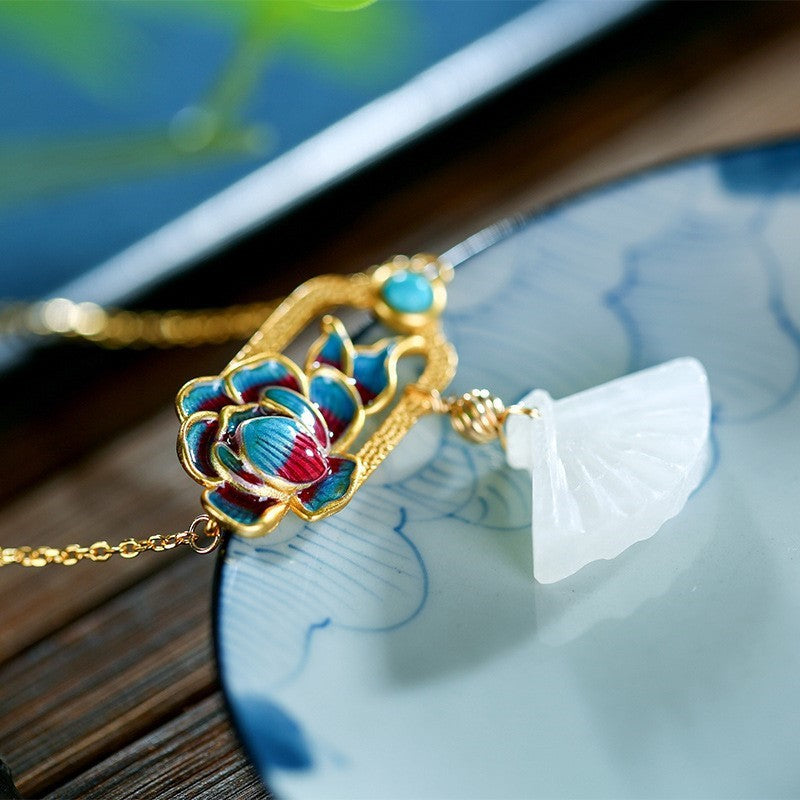 Kaunis Kulta Kaulakoru ainutlaatuisella tyylillä