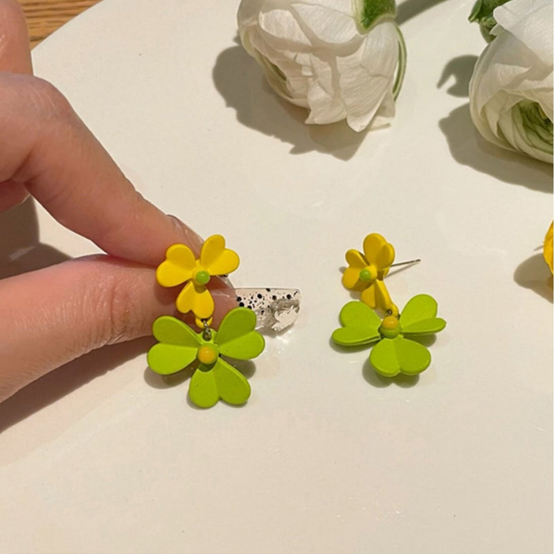 Käsintehty vintage Korvarengas