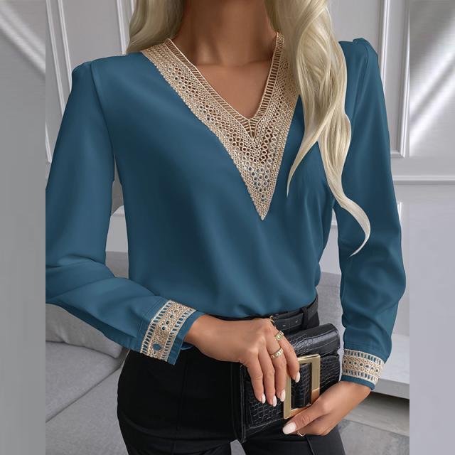 Beautifully Crafted Blouse in a Classic Style