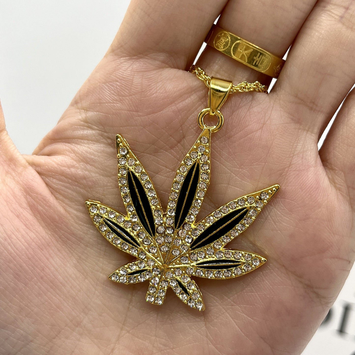 Klassinen Koru ajattomalla viehätyksellä