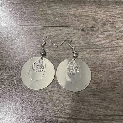 Hurmaava Sormus jokaiseen tilaisuuteen