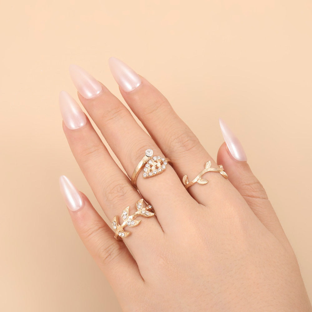 Klassinen Kulta Sormus ajattomalla viehätyksellä