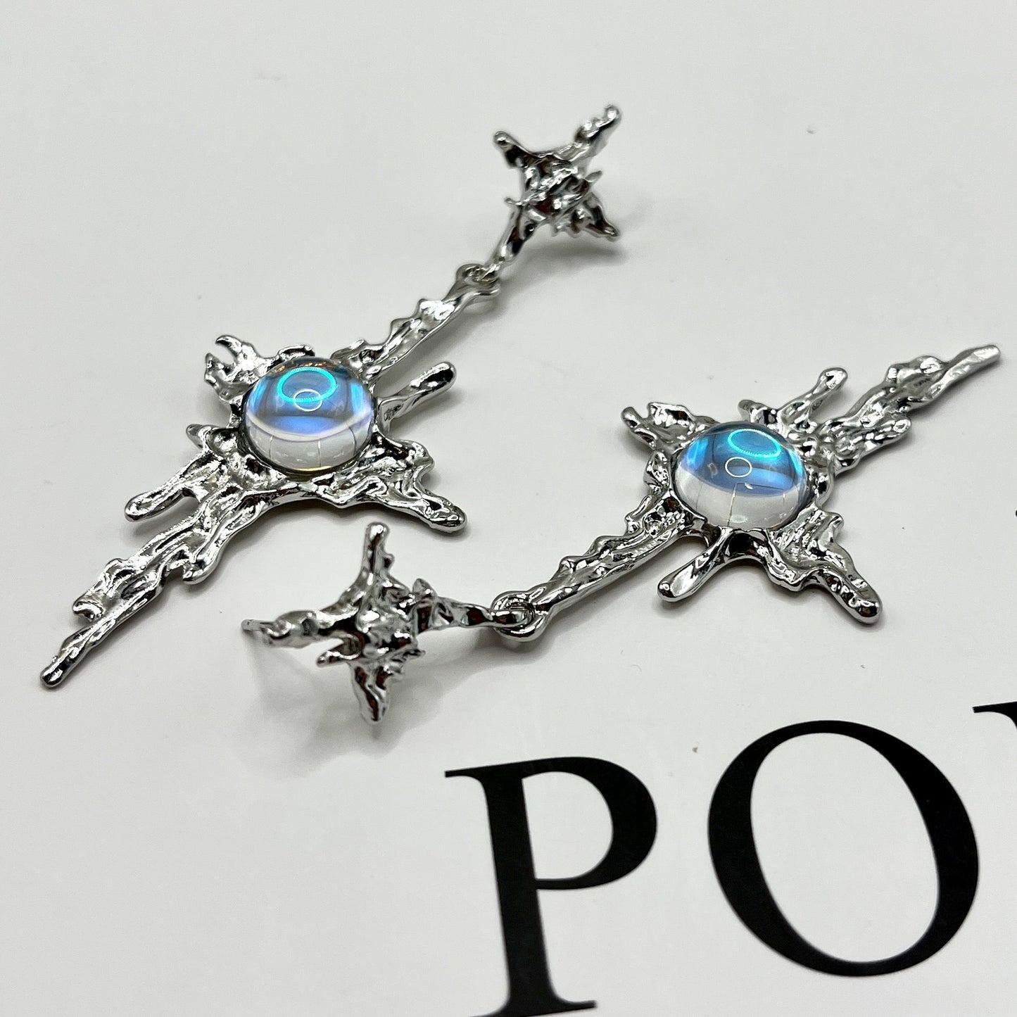 Hurmaava Korvarengas jokaiseen tilaisuuteen