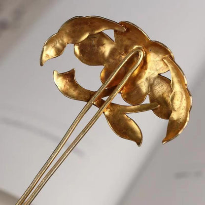 Elegantti Hopea Koru jokaiseen tilaisuuteen