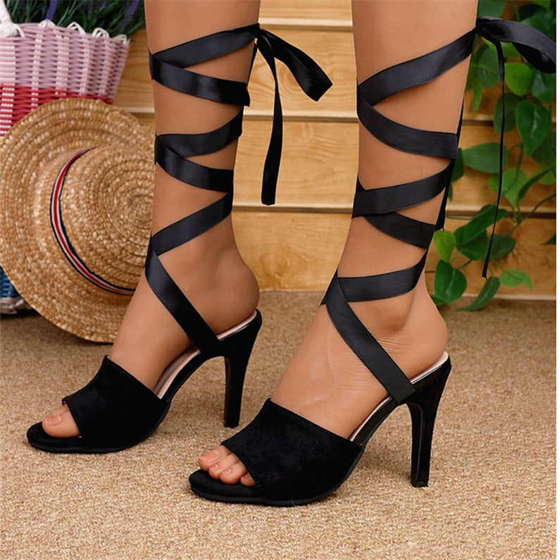 Tyylikkäät Ortopediset Sandaalit Ainutlaatuisella Muotoilulla