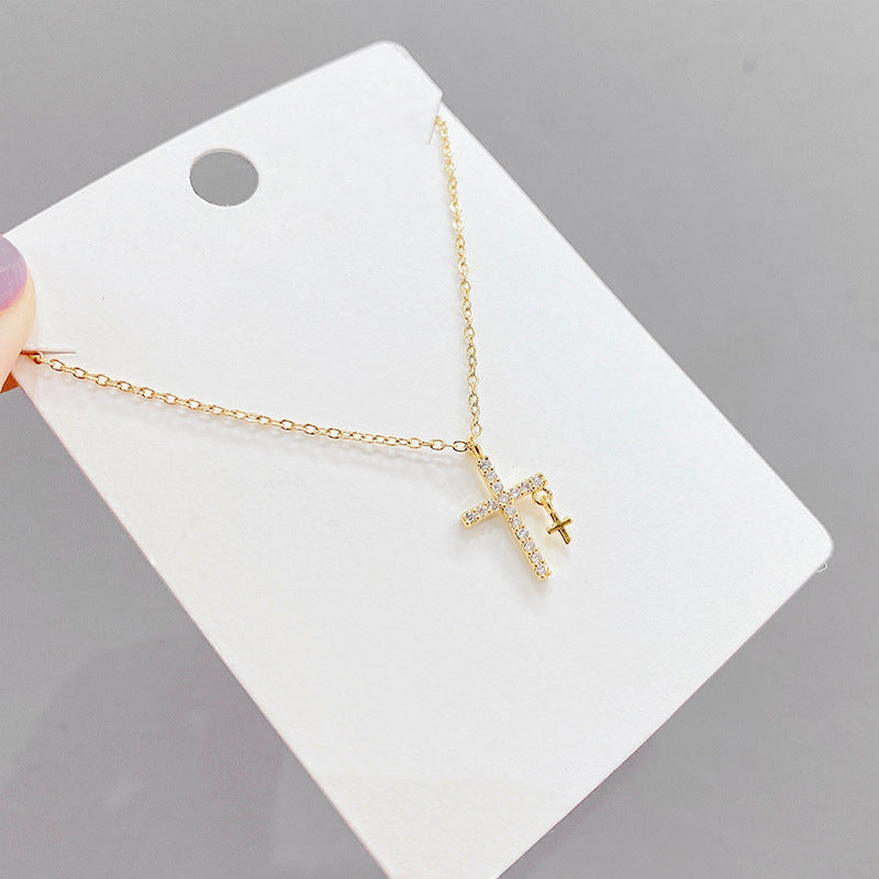 Klassinen Kaulakoru ajattomalla viehätyksellä