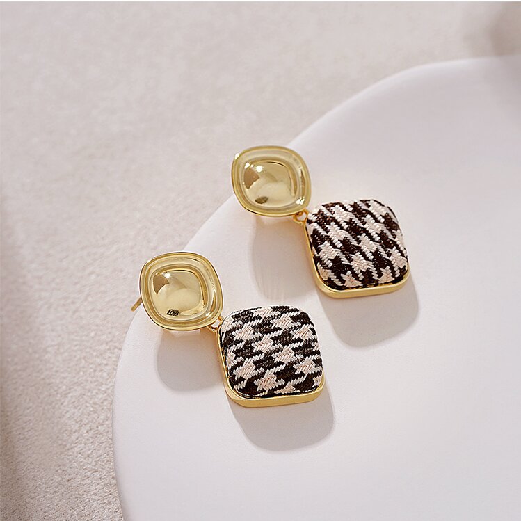 Romanttinen Korvarengas erityisiin hetkiin