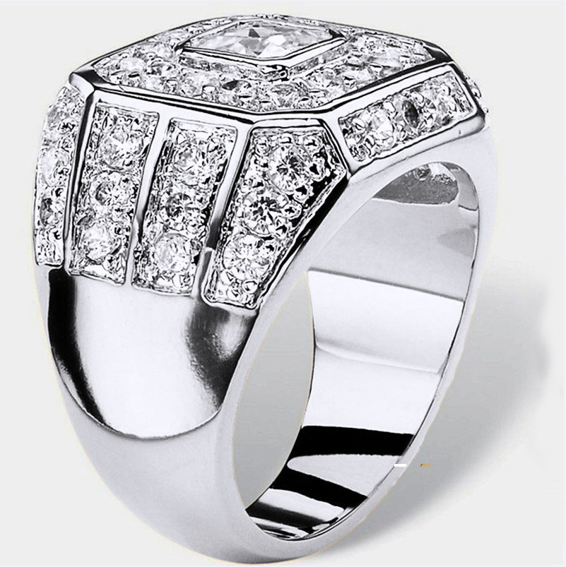 Elegantti Kulta Sormus jokaiseen tilaisuuteen