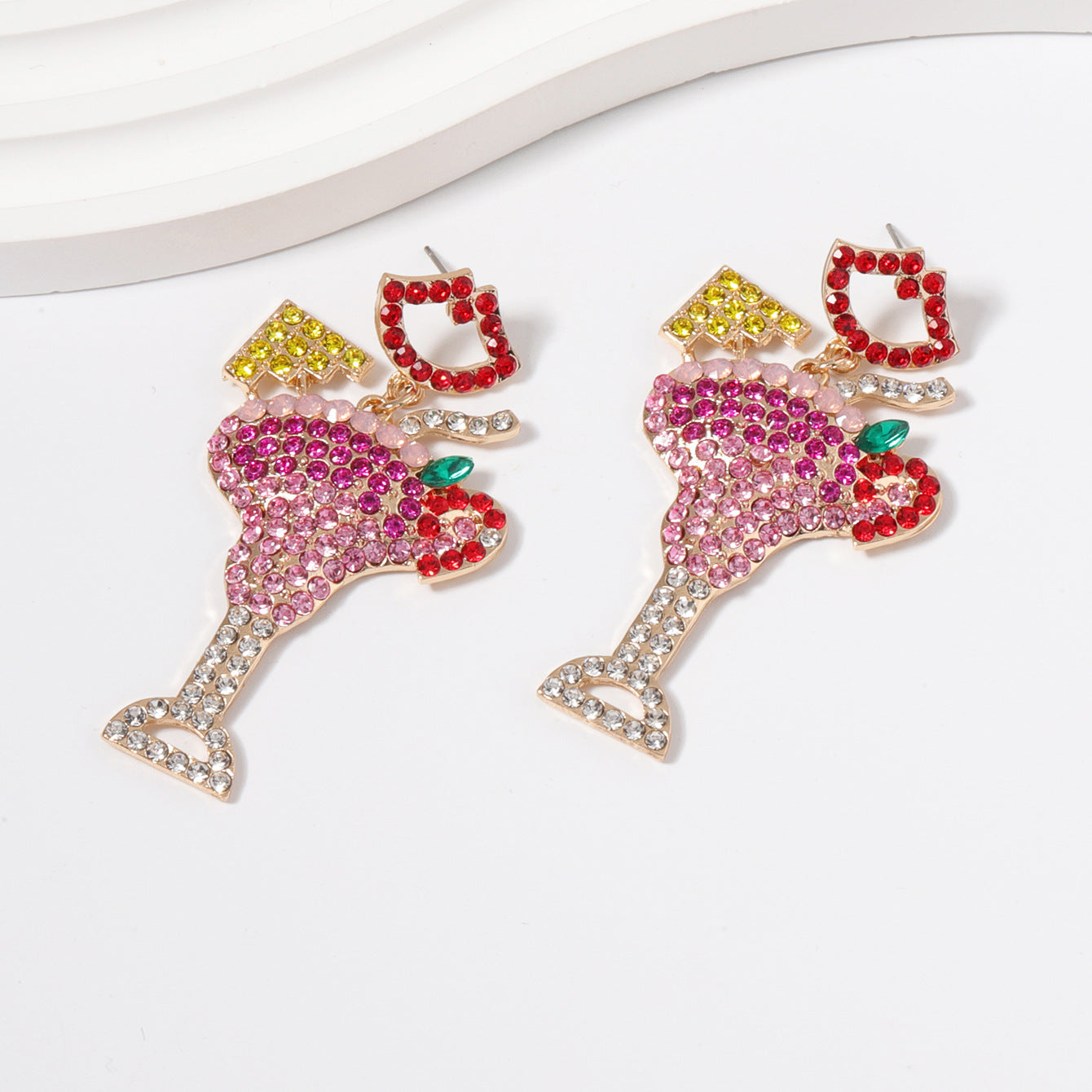 Romanttinen Korvarengas erityisiin hetkiin