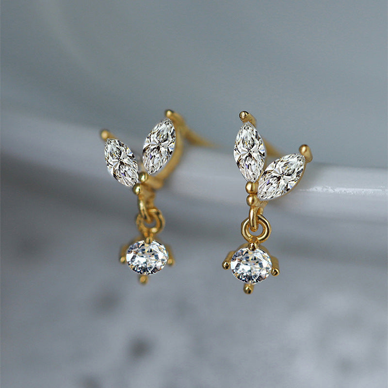 Klassinen Korvarengas ajattomalla viehätyksellä