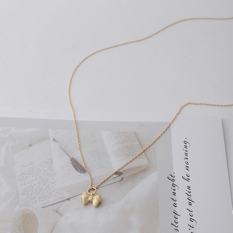 Herkkä käsityö Kaulakoru