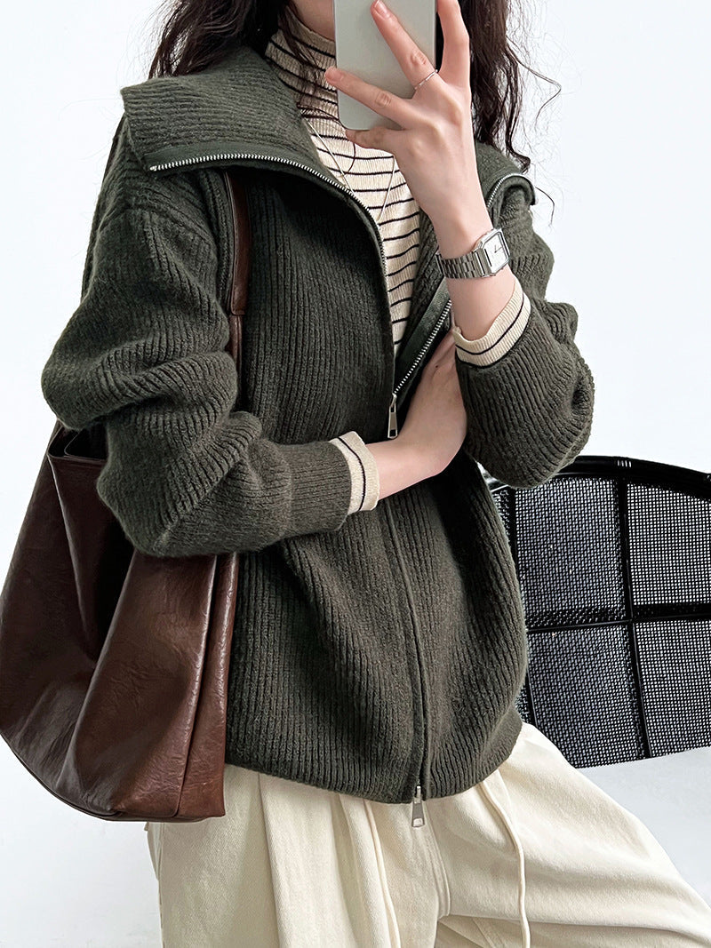 Kauniisti valmistettu Villapaita