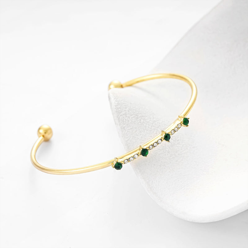 Hurmaava Korusetti jokaiseen tilaisuuteen