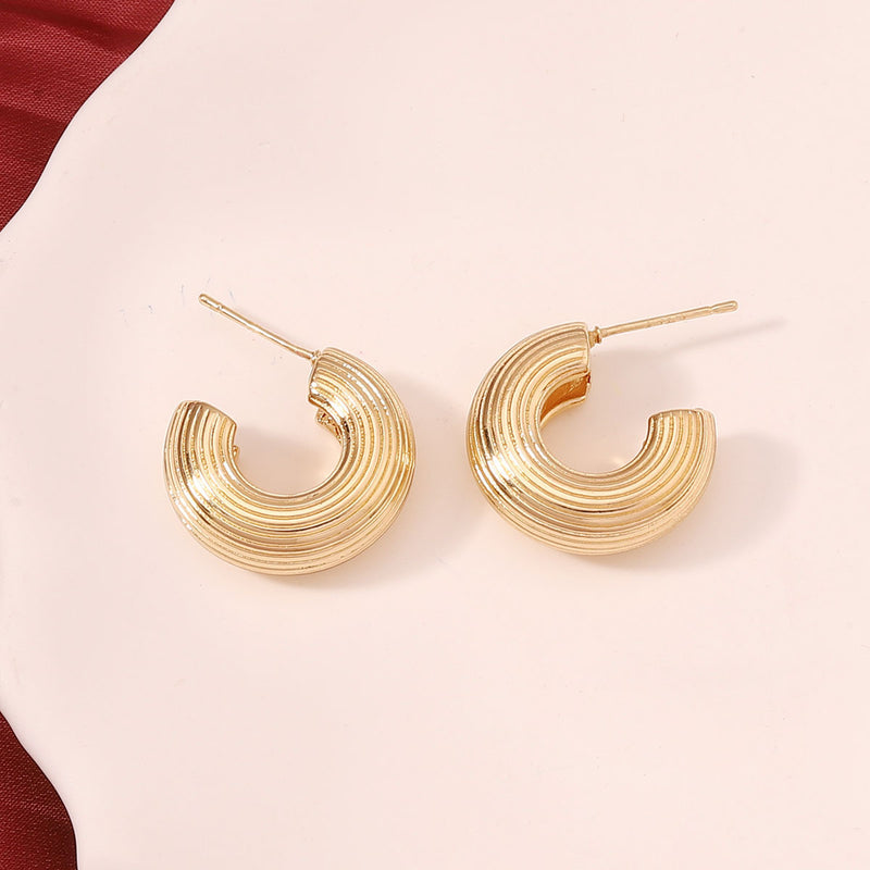 Herkkä käsityö Korvarengas