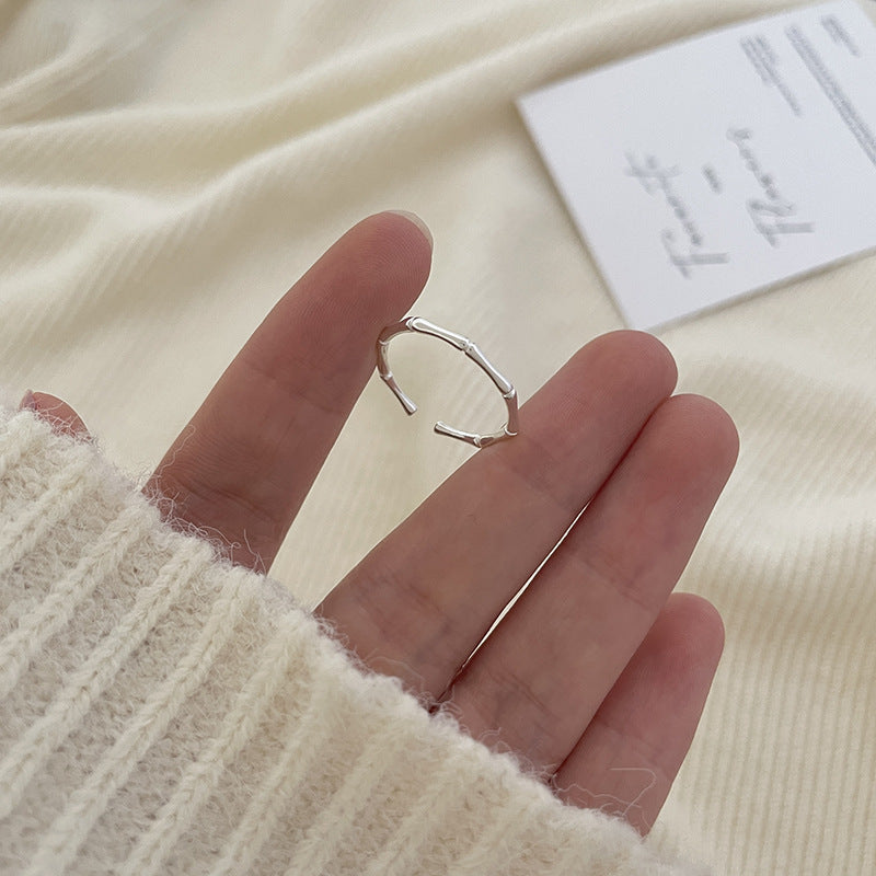 Kaunis Sormus ainutlaatuisella tyylillä