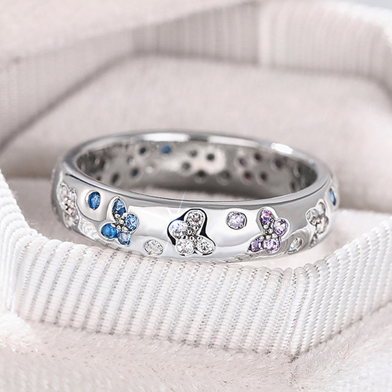 Elegantti Sormus jokaiseen tilaisuuteen