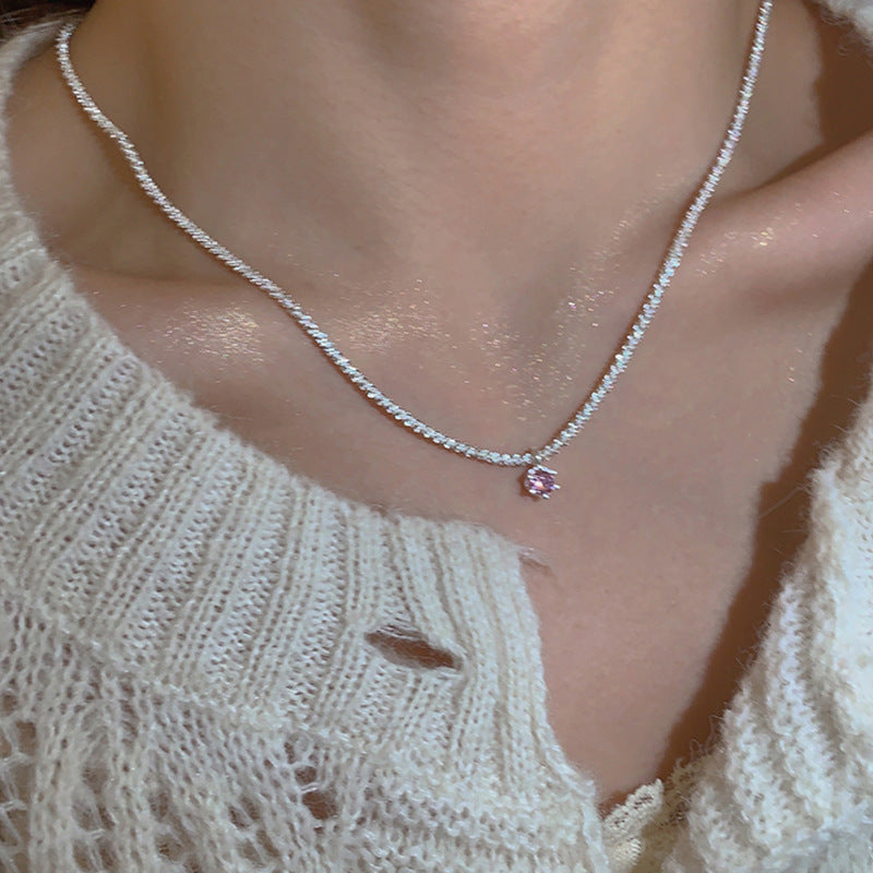 Hurmaava Kaulakoru jokaiseen tilaisuuteen