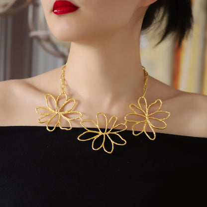 Elegantti Kaulakoru jokaiseen tilaisuuteen