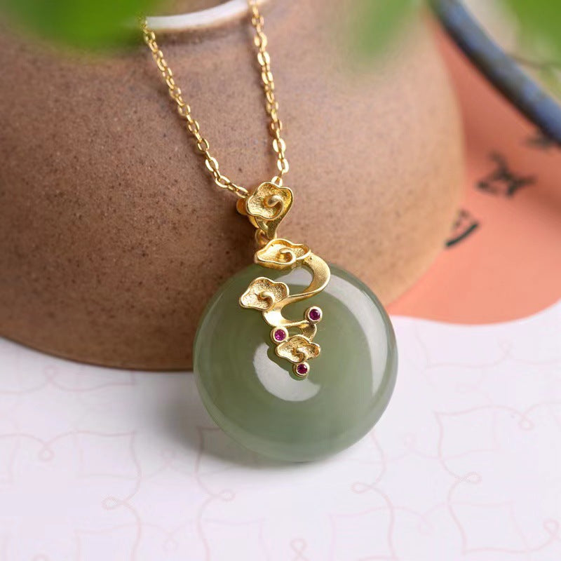 Klassinen Kulta Kaulakoru ajattomalla viehätyksellä