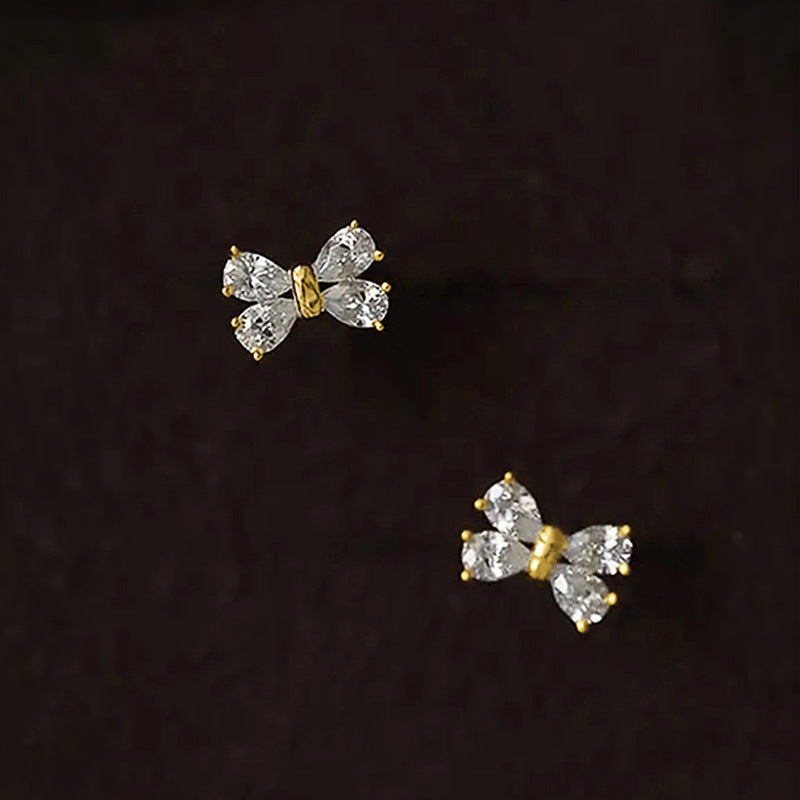 Romanttinen Korvarengas erityisiin hetkiin