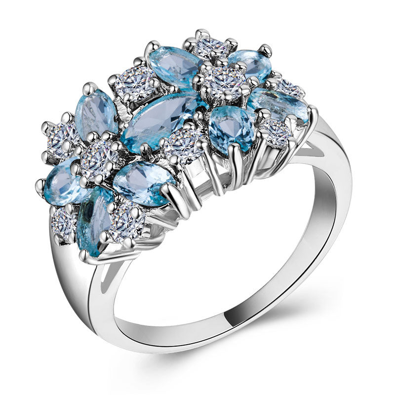 Romanttinen Sormus erityisiin hetkiin