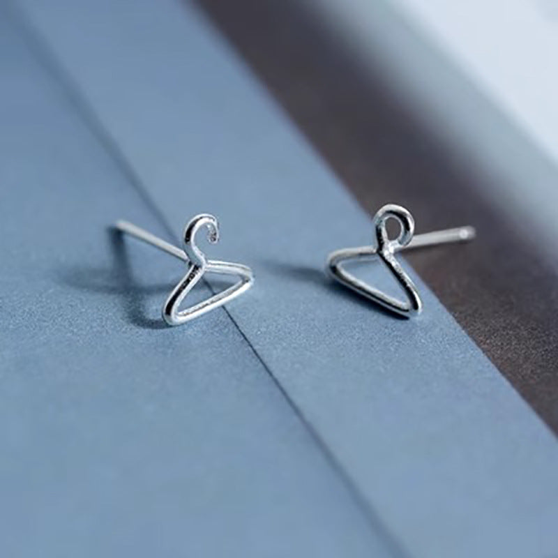 Herkkä käsityö Korvarengas